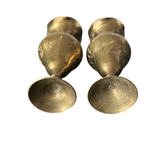 Pair of Vintage Brass Bud Vases Decorative Etched Design Scalloped Edges 5" Tall - Picture 4 of 6